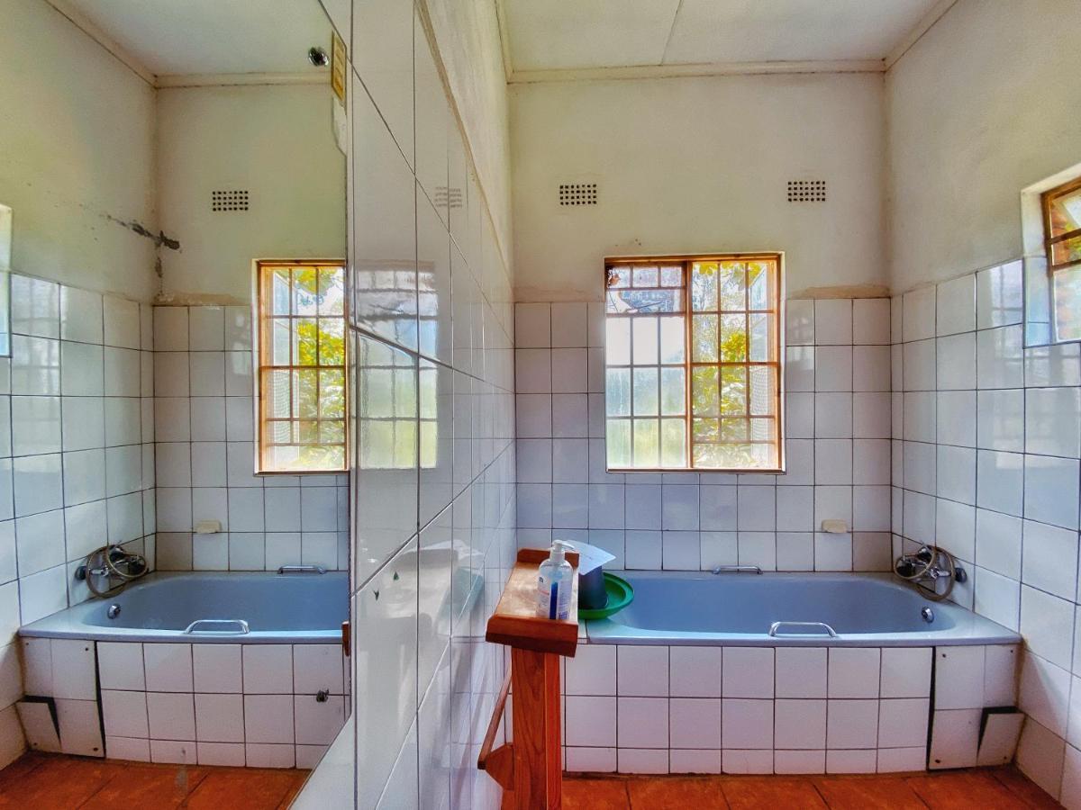 Blend Lodge And Kitchen - Pakachere Zomba Exteriör bild