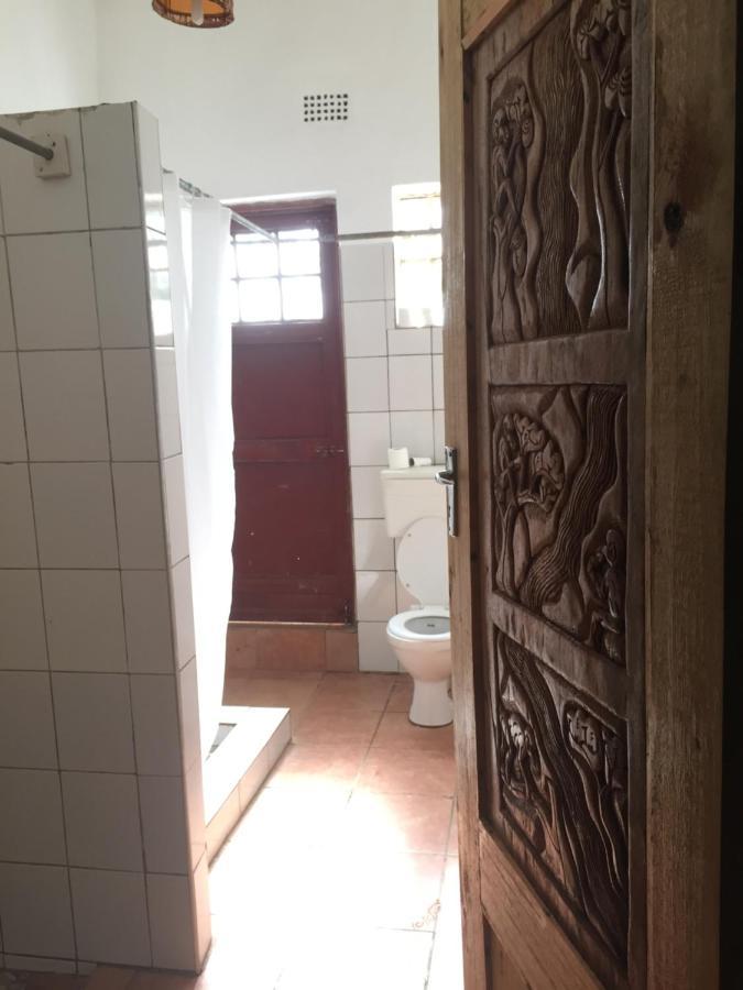 Blend Lodge And Kitchen - Pakachere Zomba Exteriör bild