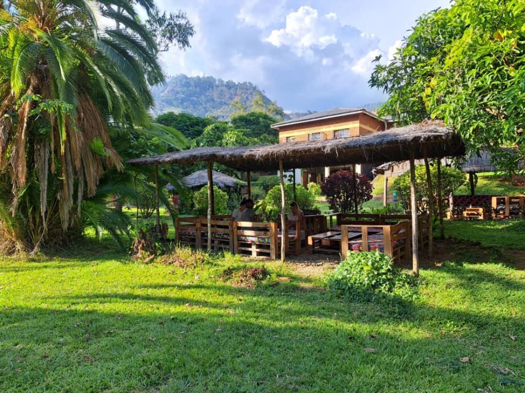 Blend Lodge And Kitchen - Pakachere Zomba Exteriör bild